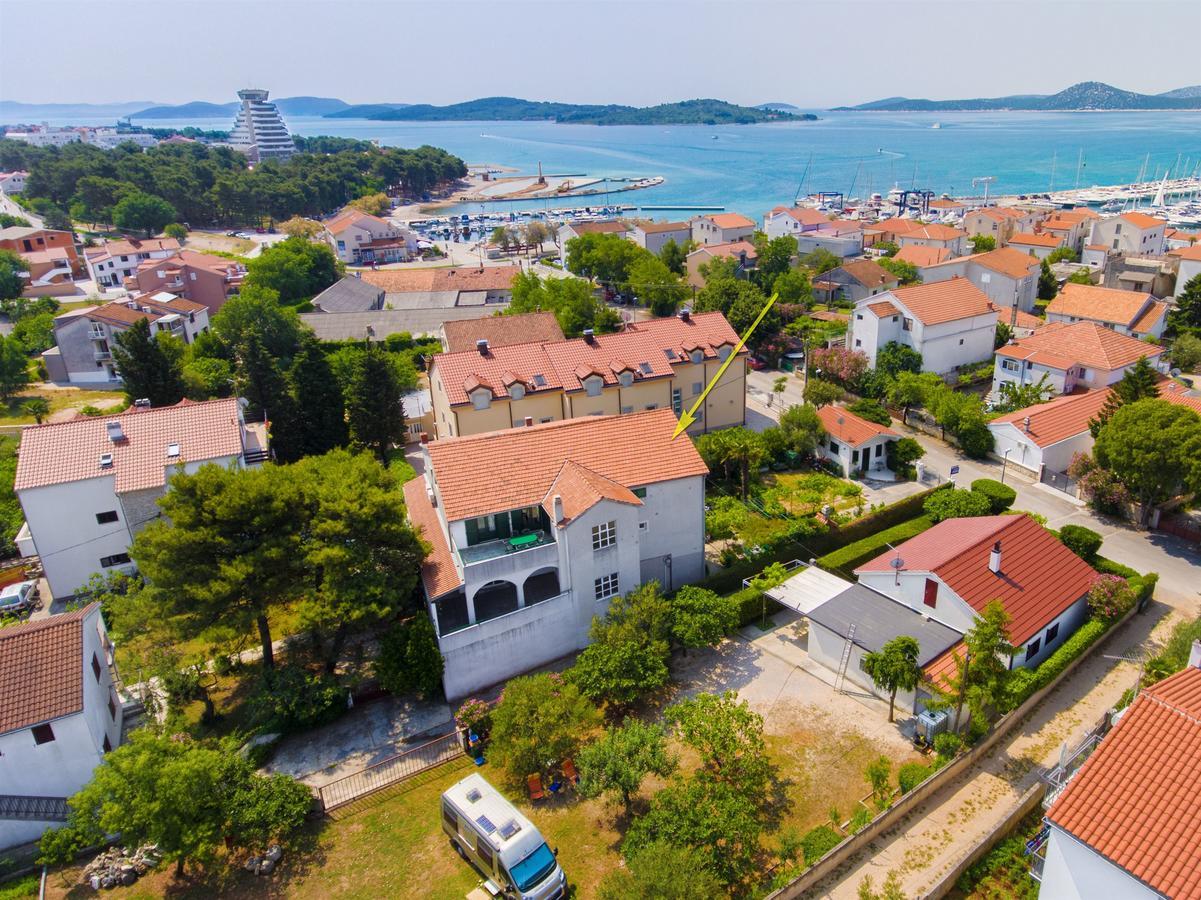 Apartments Branko Vodice Bagian luar foto