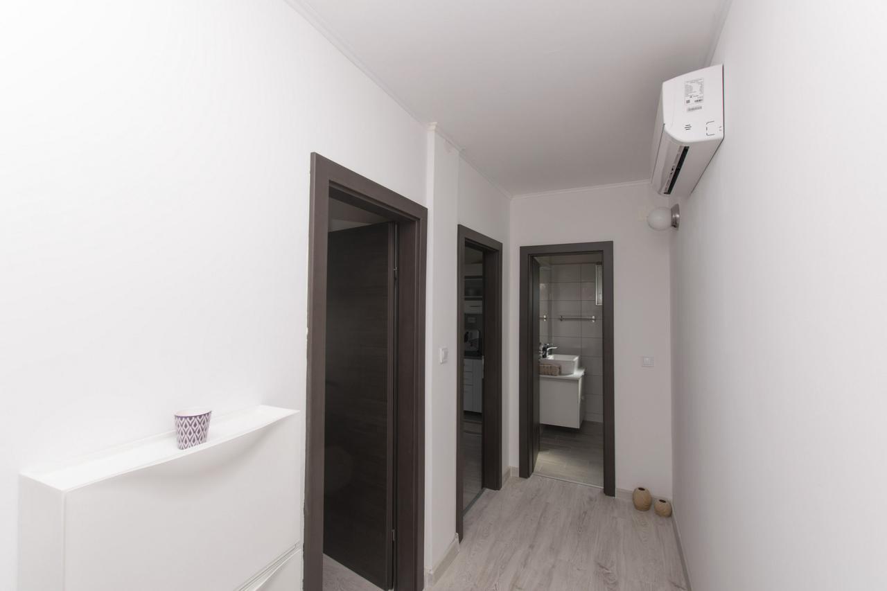 Apartments Branko Vodice Bagian luar foto