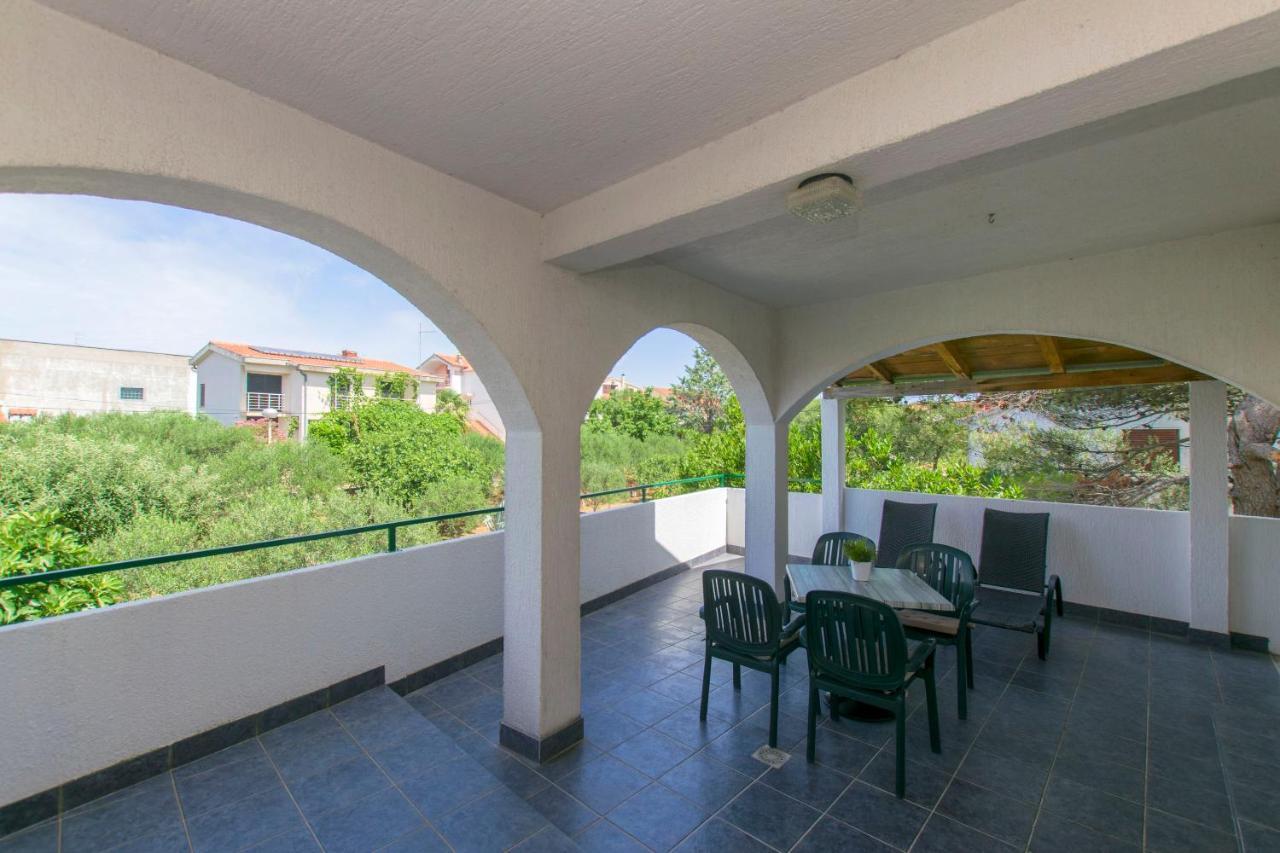 Apartments Branko Vodice Bagian luar foto